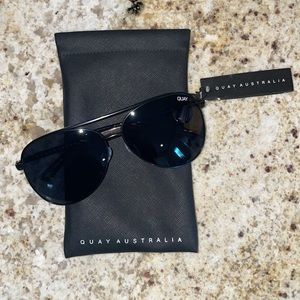 Quay Australia Vivienne sunnies.  NWT